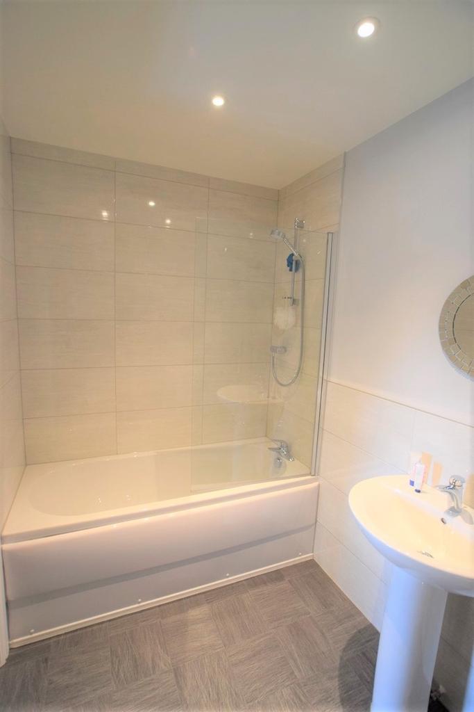 25 Coulter Close, Dumfries, DG1 3 JL - Grieve Grier