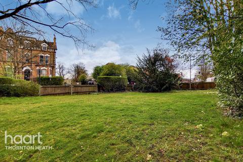 82a Warminster Road, London, SE25 4DQ