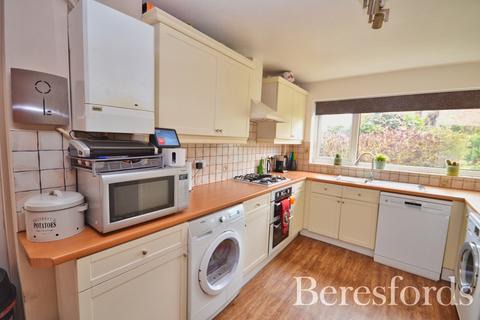 15 Foxhunter Walk, Billericay, CM11 1DZ