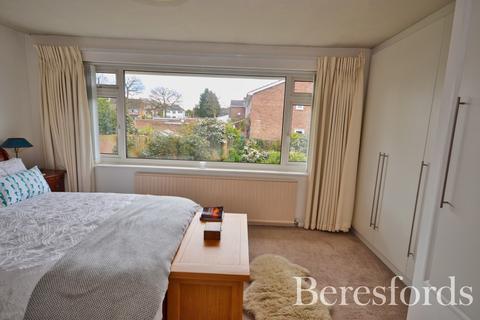 15 Foxhunter Walk, Billericay, CM11 1DZ