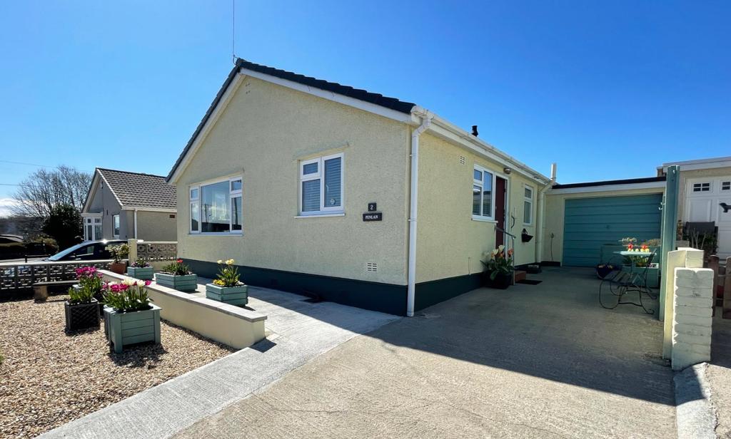Minffordd Estate, Benllech... 2 bed bungalow £250,000