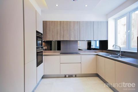 2 bedroom apartment to rent, Langton Court, Parson Street, Hendon, NW4