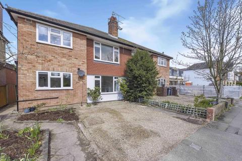 17b Lime Grove, New Malden, KT3 3TW