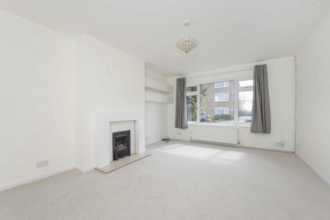 17b Lime Grove, New Malden, KT3 3TW
