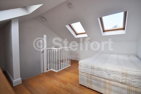 undefined, Melville Road, London E17