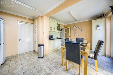 111 Broad Oaks Road, Solihull, B91 1HY