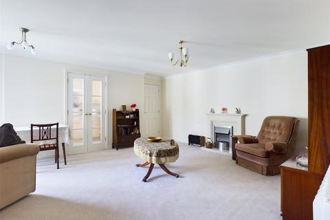 1 bedroom apartment for sale - Highview Court, 46 Wortley Road, Highcliffe, BH23