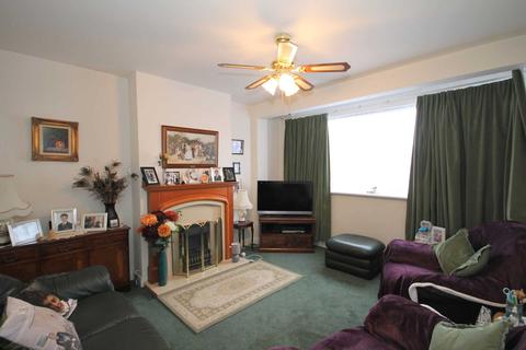 46 Holne Chase, Morden, SM4 5QB