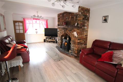 28 Cagefield Road, Stambridge, Rochford, SS4 2BE