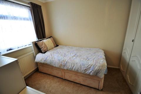 15 Barley Meadow, Halesworth, IP19 8PG