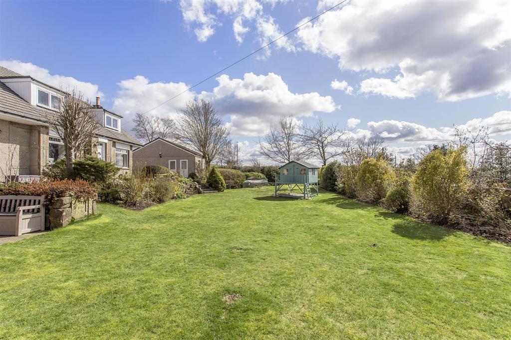 Northbank, Drumcross Road, Bathgate 4 bed house £420,000