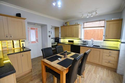 15 Arbury Hall Road, Shirley, Solihull, B90 4PY