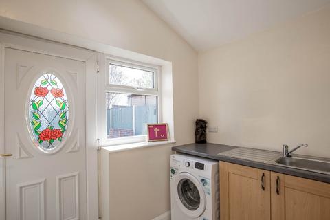 52 Lutterworth Drive, Adwick Le Street, Doncaster, DN6 7DF
