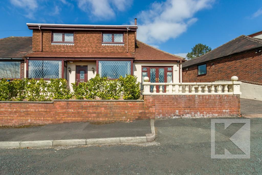 Huddersfield Road, Austerlands... 4 bed semidetached bungalow £260,000