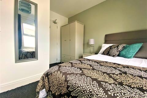 1 bedroom in a house share to rent - Catherine Street, Readng