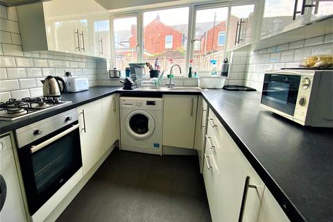 1 bedroom in a house share to rent - Catherine Street, Readng