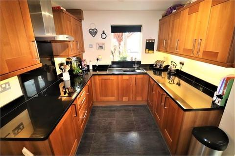4 Arwen Grove, South Woodham Ferrers, Chelmsford, CM3 5ZJ