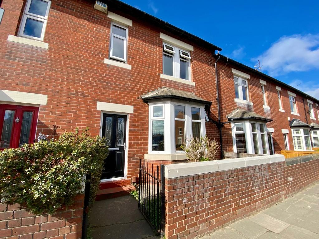 Salters Road, Gosforth 2 bed terraced house £220,000