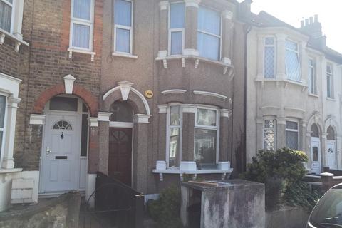 1 bedroom apartment to rent - Herbert Road, Seven Kings