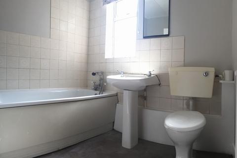 1 bedroom apartment to rent, Herbert Road, Seven Kings