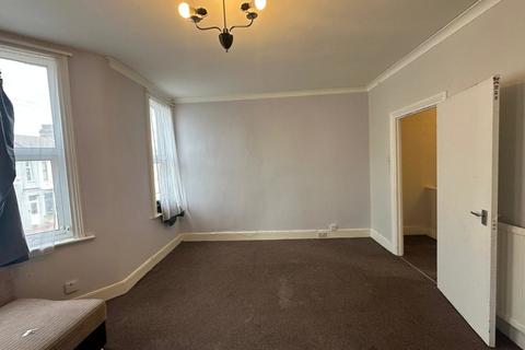 1 bedroom apartment to rent, Herbert Road, Seven Kings