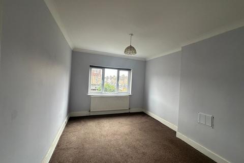 1 bedroom apartment to rent, Herbert Road, Seven Kings