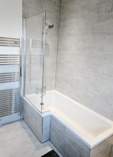 9 Bowes Road, London, W3 7AD