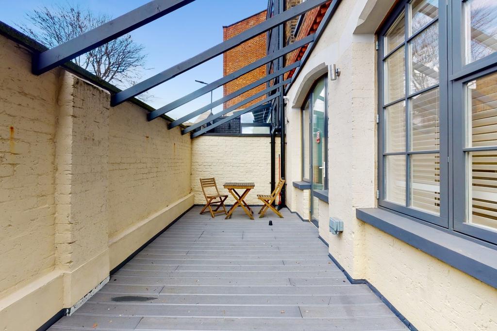 Anglers Lane, NW5 1 bed apartment £1,495 pcm (£345 pw)