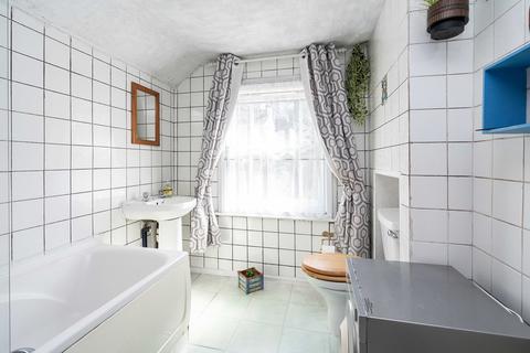 64 Furlong Road, Westcott, Dorking, RH4 3QL