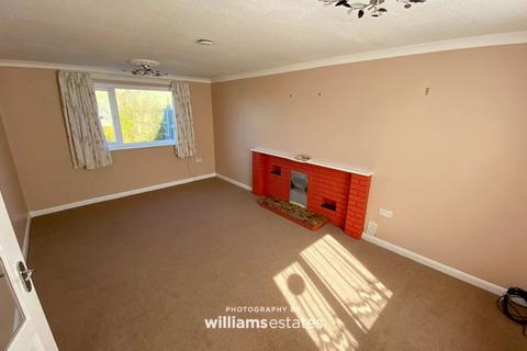 17 Bryn Mor, Gronant, Prestatyn, LL19 9TW