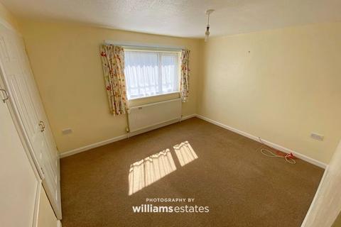 17 Bryn Mor, Gronant, Prestatyn, LL19 9TW