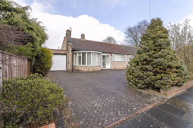 Linwood Place, Melton Park, Gosforth... 2 bed semidetached bungalow