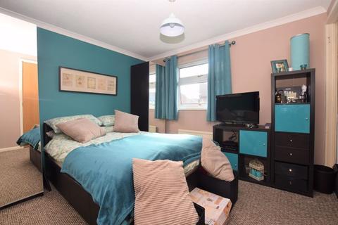 15 Bamford Close, Runcorn, WA7 5NT