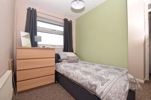 15 Bamford Close, Runcorn, WA7 5NT