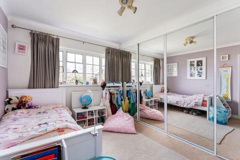 7 Cornwood Close, London, N2 0HP