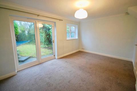 3 bedroom terraced house to rent, Dovecote Mews, Chorlton, Manchester, M21 9HN