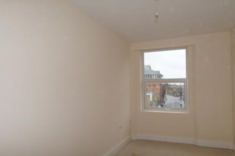 1 bedroom flat to rent, Hounslow TW3