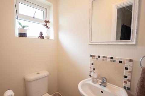 8 Belle Meade Close, Woodgate, Chichester, PO20 3YD