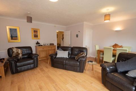 8 Belle Meade Close, Woodgate, Chichester, PO20 3YD
