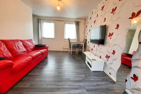 104 Kilross Road, Feltham, TW14 8SA