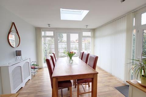 58a Whiterow Park, Trowbridge, BA14 0EQ