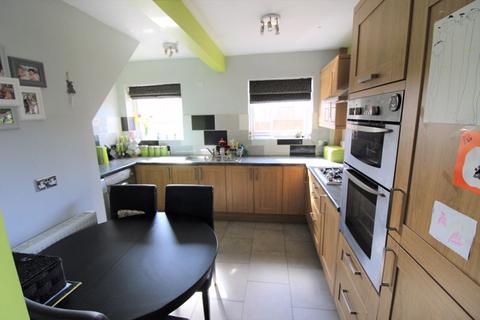 11 Bryn Clywedog, Coedpoeth, Wrexham, LL11 3SR