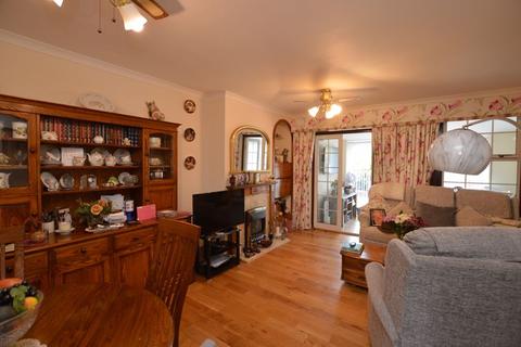 30 Bower Gardens, Salisbury, SP1 2RL