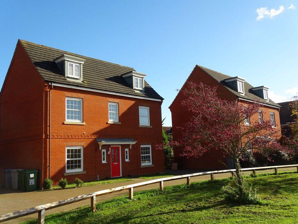 Windsor Park Gardens, Sprowston Norwich 5 bed house £1,395 pcm (£322 pw)