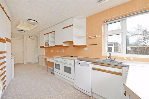 15 Kerwin Close, Sheffield, S17 3DF