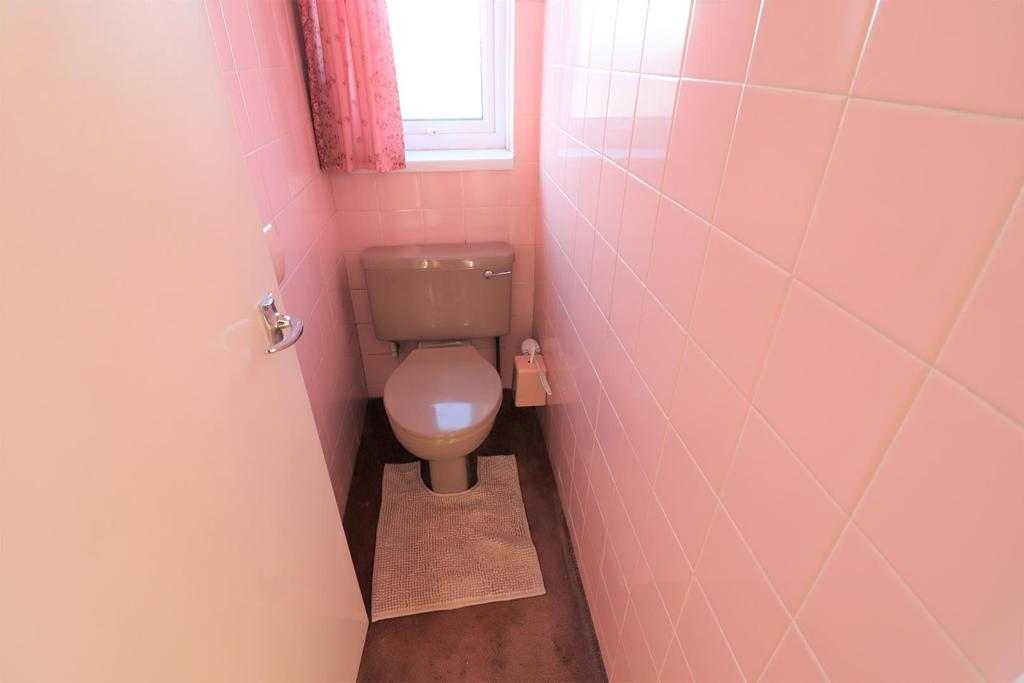 Separate wc
