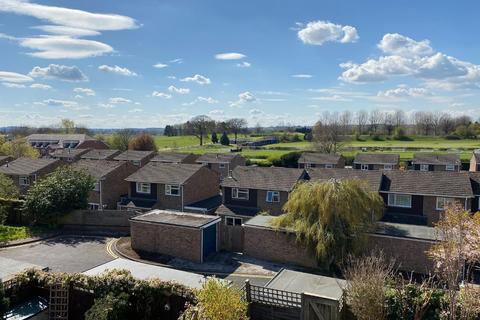 11 Cocksparrow Street, Warwick, CV34 4ED