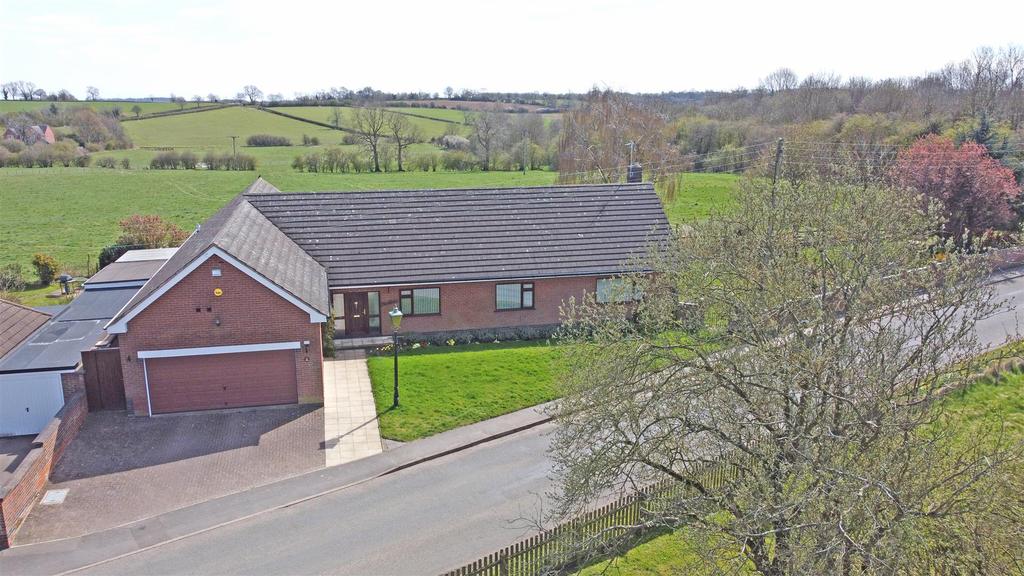 Gaulby Road, Billesdon, Leicester 3 bed detached bungalow - £685,000