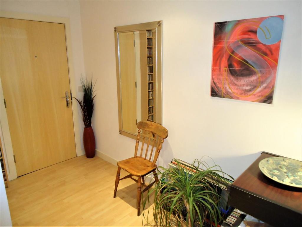 02 - Entrance Hall.JPG
