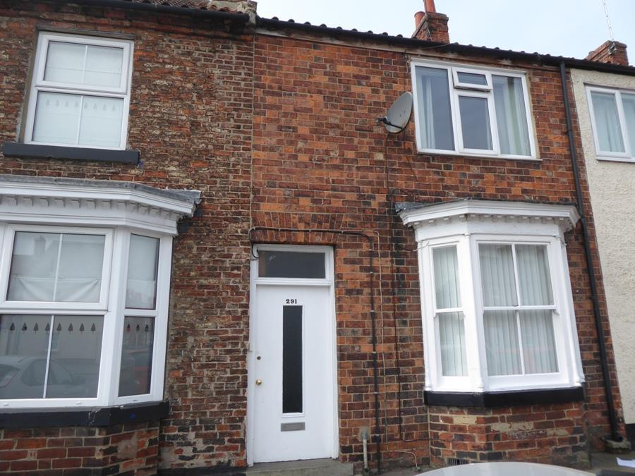 High Street, Northallerton 2 bed terraced house £134,000